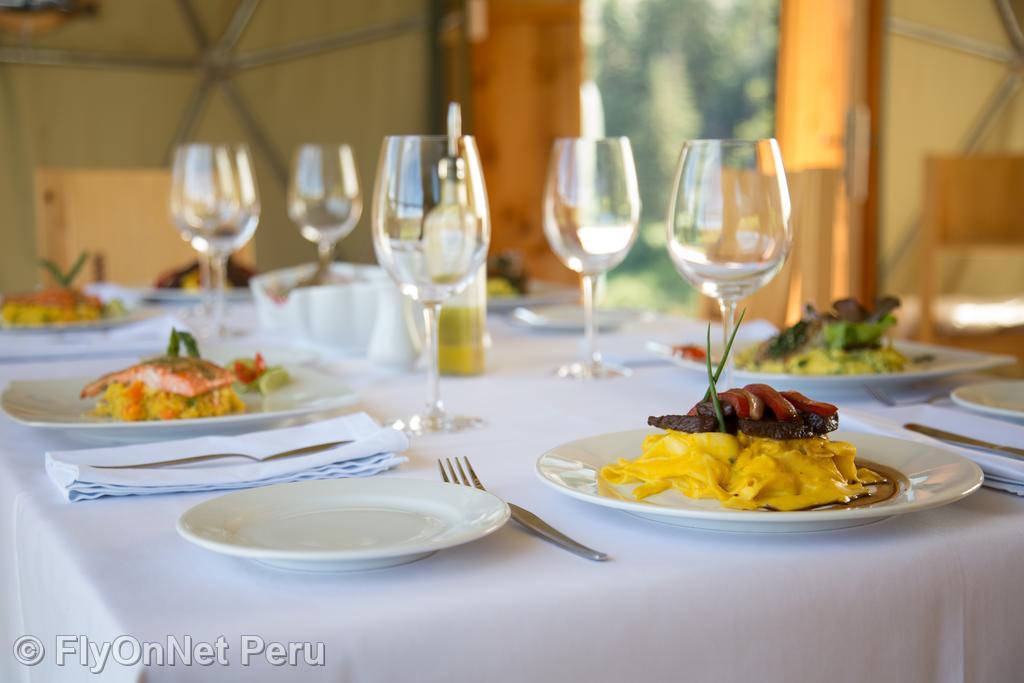 Fotoalbum: Mahlzeit in der geodätischen Kuppel